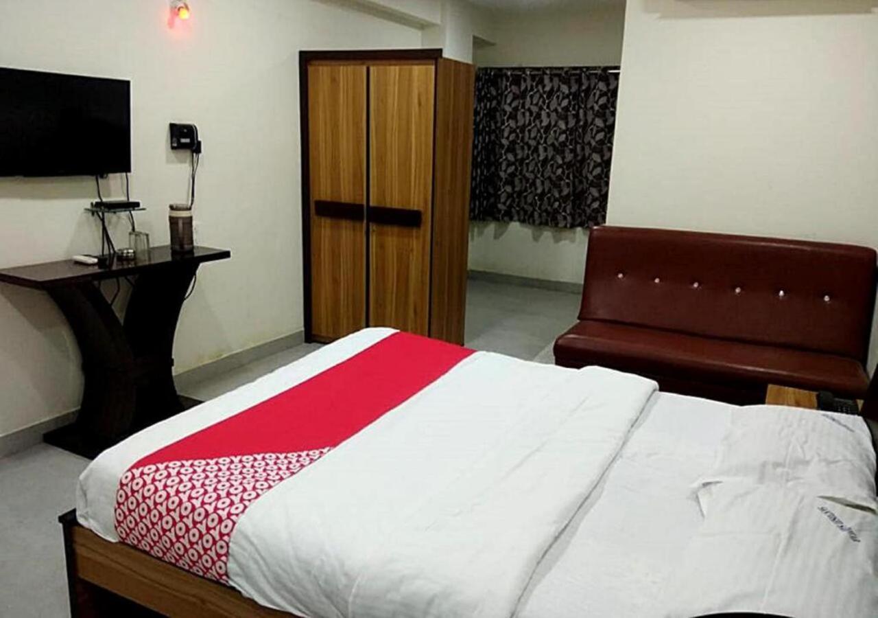 Hotel Santoshi Hometel Raichur Exterior foto